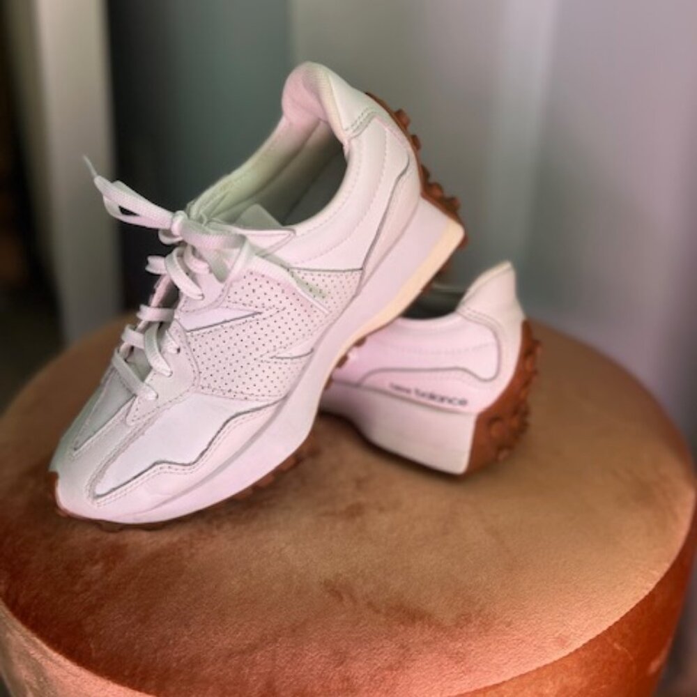 NB white sneakers womens